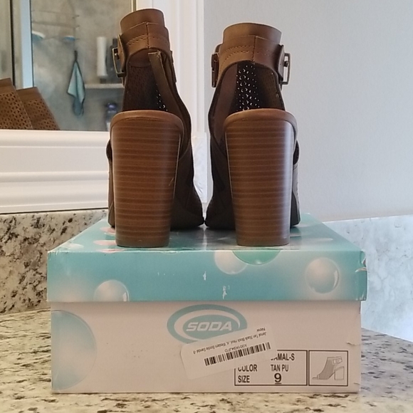 SODA | Bootie | 4046 - Picture 2 of 7